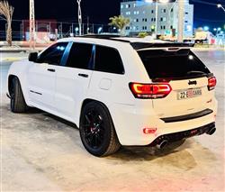 جیپ گراند شیرۆکی